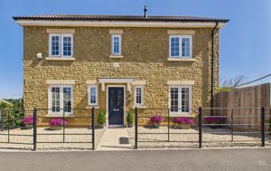 Photo 26- click for photo gallery